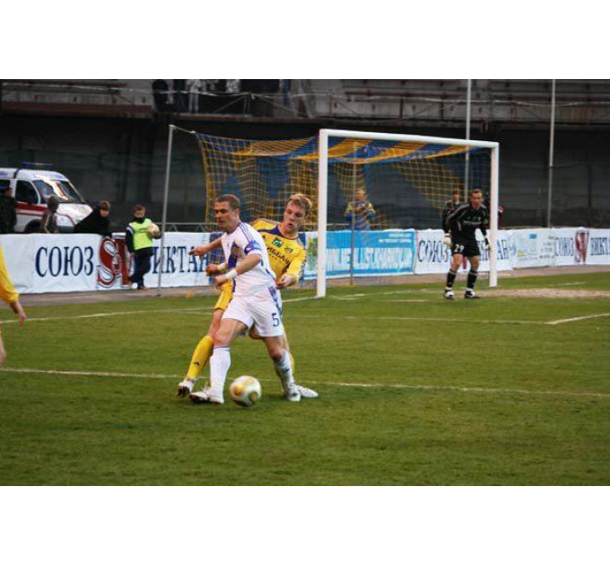 Сітка для футболу БЕЗВУЗЛОВА підвищеної міцності «ЕЛІТ» жовто-синя (комплект 2 шт)