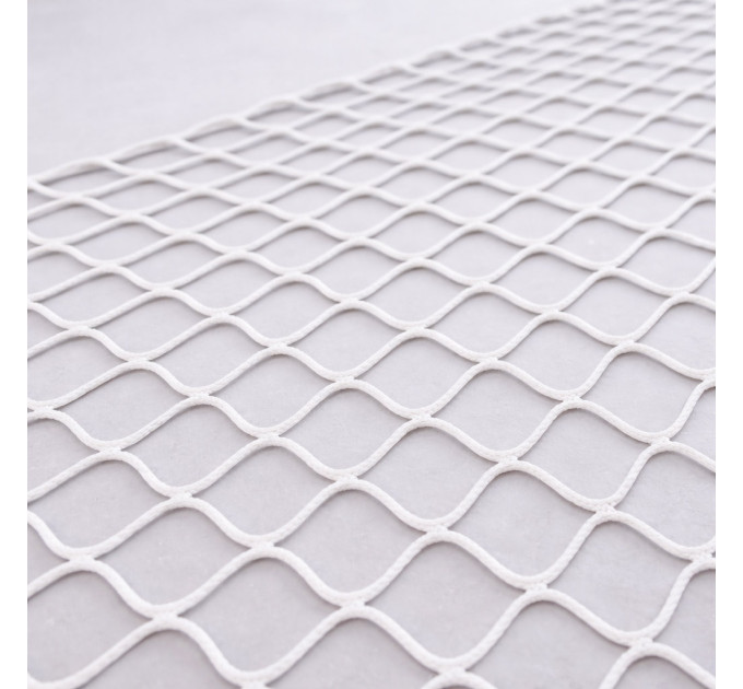 Сітка огороджувальна без-вузлова Іспанія Д.3мм. Осередок 4,5см. для спортзалів, тенісних кортів, біла Спільно Іспанія Україна